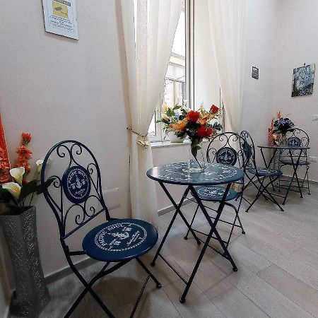Essenza Di Napoli Bed & Breakfast Exterior photo
