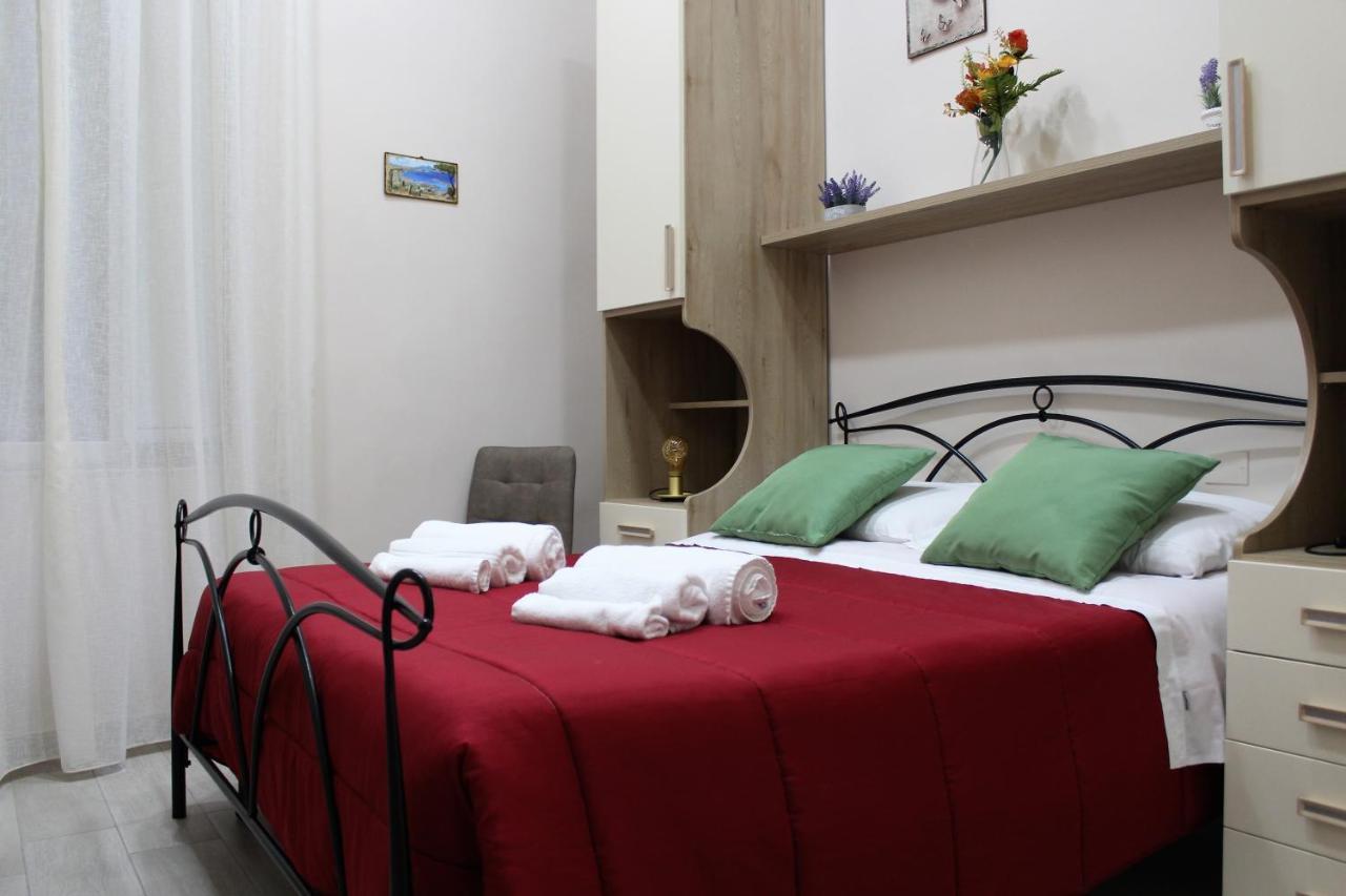 Essenza Di Napoli Bed & Breakfast Exterior photo